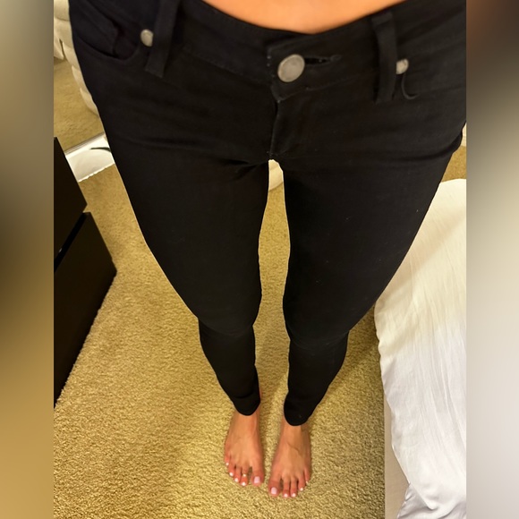 Black low rise skinny Paige jeans! - Picture 8 of 8